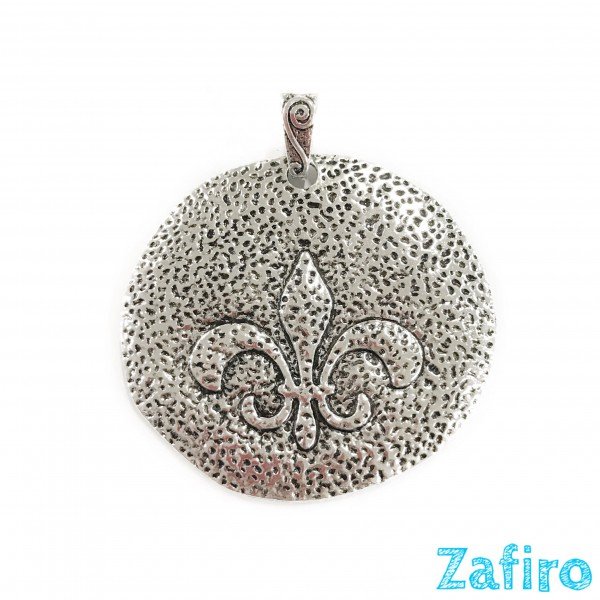 Colgante de flor de lis