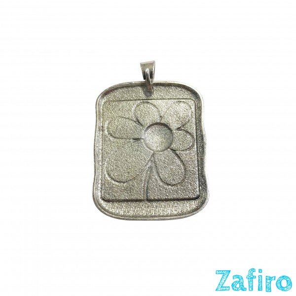 Colgante de trébol