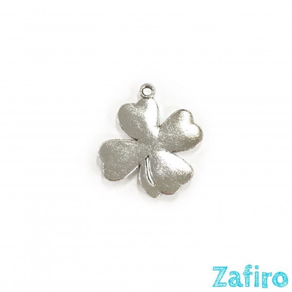 Colgante de trébol