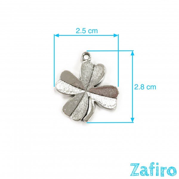 Colgante de trébol